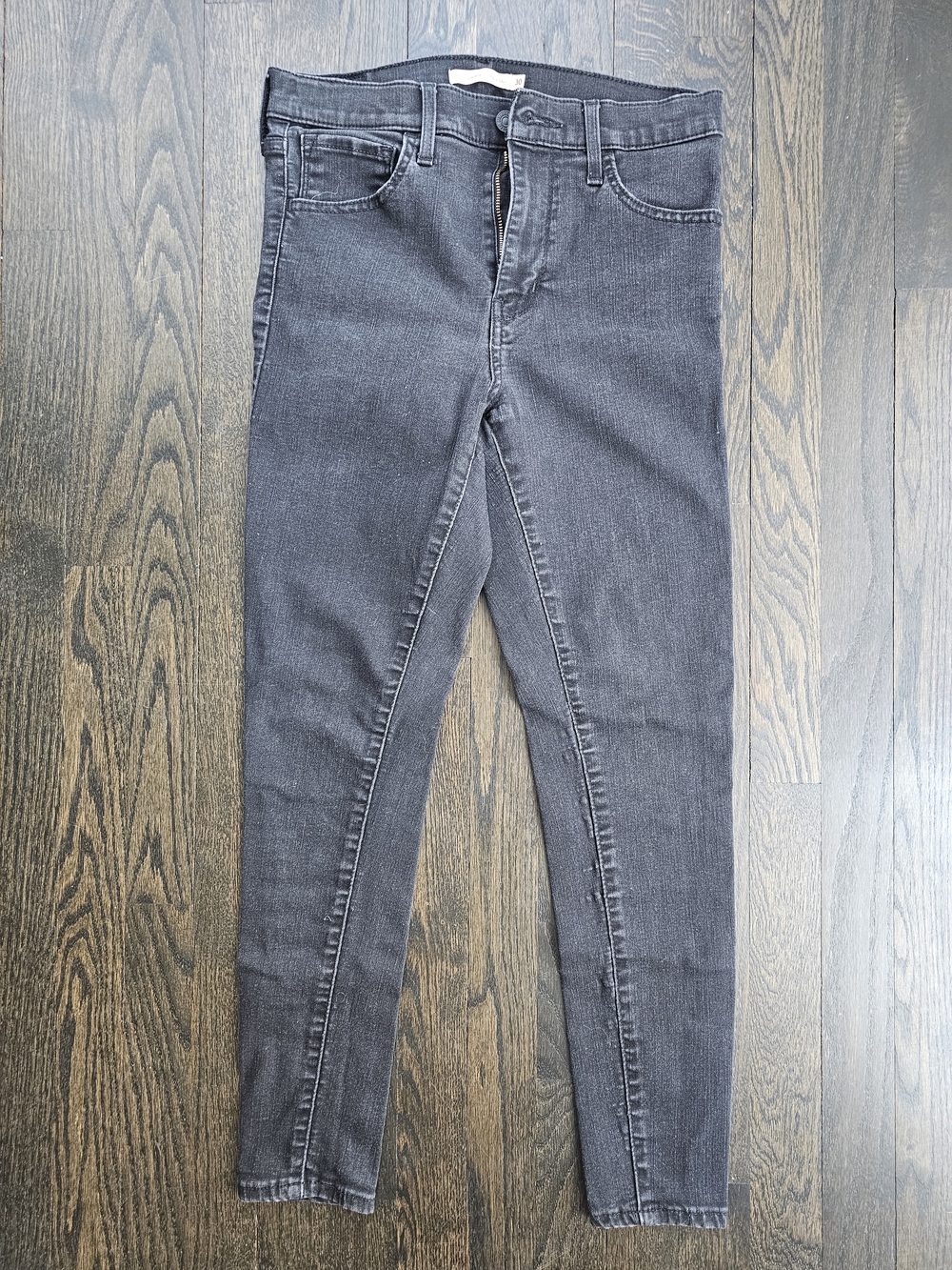 Levi's Charcoal Skinny Jeans